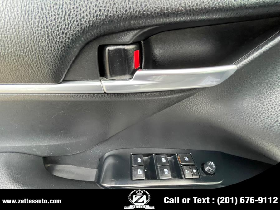 2018 Toyota Camry SE Auto (Natl), available for sale in Jersey City, New Jersey | Zettes Auto Mall. Jersey City, New Jersey 2018 Toyota Camry SE Auto (Natl), available for sale in Jersey City, New Jersey | Zettes Auto Mall. Jersey City, New Jersey
