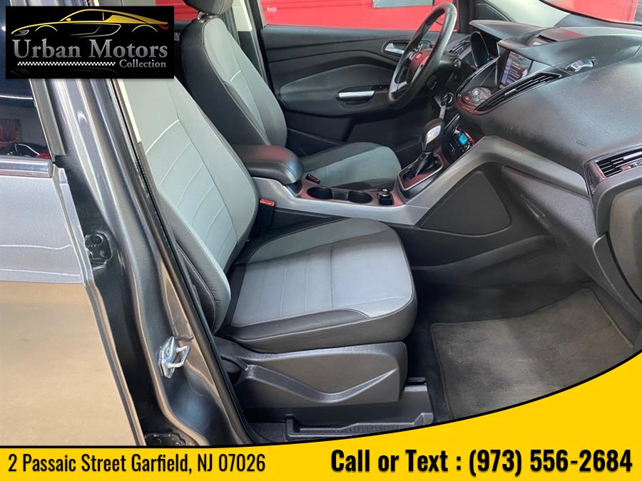 2013 Ford Escape SE, available for sale in Garfield, New Jersey | Urban Motors Collection. Garfield, New Jersey 2013 Ford Escape SE, available for sale in Garfield, New Jersey | Urban Motors Collection. Garfield, New Jersey