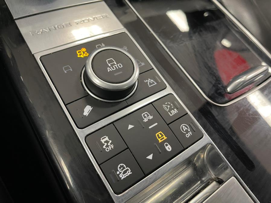 2017 Land Rover Range Rover V8 Supercharged SWB, available for sale in Inwood, New York | 5 Towns Drive. Inwood, New York 2017 Land Rover Range Rover V8 Supercharged SWB, available for sale in Inwood, New York | 5 Towns Drive. Inwood, New York