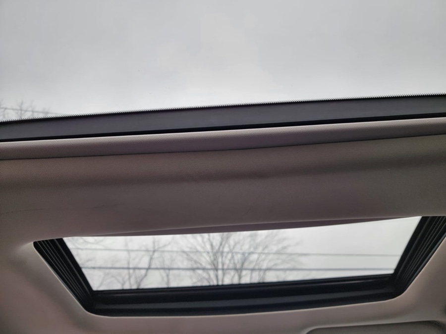 2016 Nissan Maxima 4dr Sdn 3.5 Platinum, available for sale in Milford, Connecticut | Adonai Auto Sales LLC. Milford, Connecticut 2016 Nissan Maxima 4dr Sdn 3.5 Platinum, available for sale in Milford, Connecticut | Adonai Auto Sales LLC. Milford, Connecticut