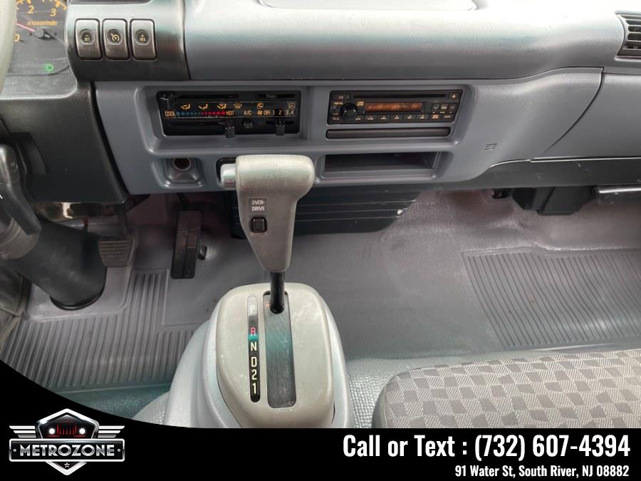 2007 Chevrolet / Isuzu NQR W5500 24 Feet Box, available for sale in South River, New Jersey | Metrozone Motor Group. South River, New Jersey 2007 Chevrolet / Isuzu NQR W5500 24 Feet Box, available for sale in South River, New Jersey | Metrozone Motor Group. South River, New Jersey