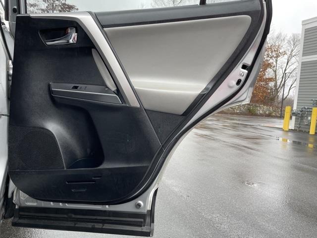 2016 Toyota Rav4 Hybrid XLE, available for sale in Brookfield, Connecticut | Blasius Federal Road. Brookfield, Connecticut 2016 Toyota Rav4 Hybrid XLE, available for sale in Brookfield, Connecticut | Blasius Federal Road. Brookfield, Connecticut