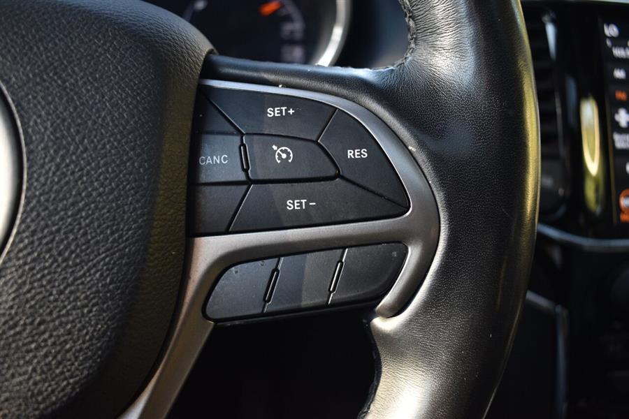 2020 Jeep Grand Cherokee Limited 4x4 4dr SUV, available for sale in Great Neck, New York | Camy Cars. Great Neck, New York 2020 Jeep Grand Cherokee Limited 4x4 4dr SUV, available for sale in Great Neck, New York | Camy Cars. Great Neck, New York