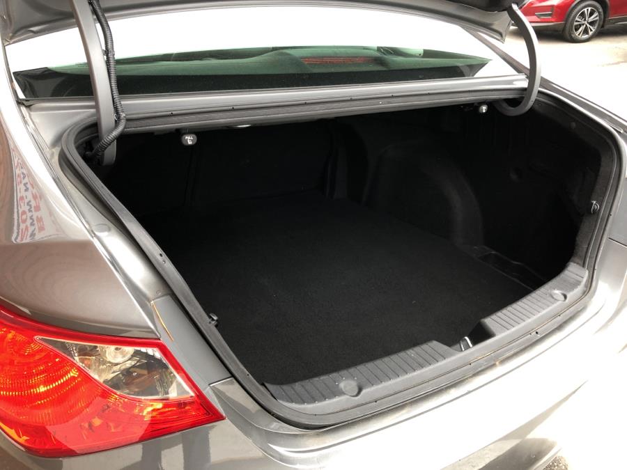 2013 Hyundai Sonata 4dr Sdn 2.4L Auto Limited, available for sale in Waterbury, Connecticut | National Auto Brokers, Inc.. Waterbury, Connecticut 2013 Hyundai Sonata 4dr Sdn 2.4L Auto Limited, available for sale in Waterbury, Connecticut | National Auto Brokers, Inc.. Waterbury, Connecticut