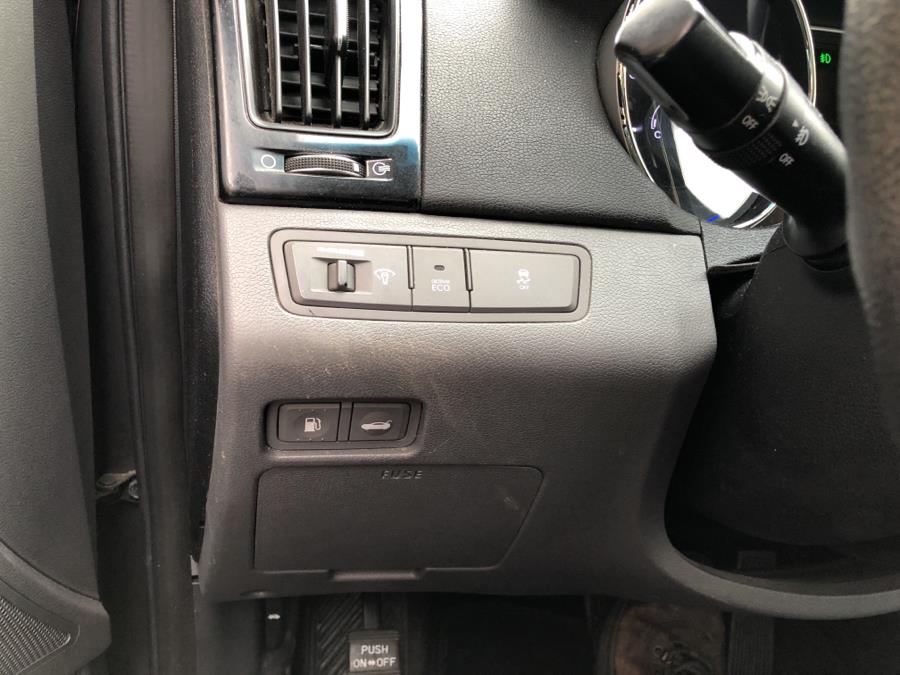 2013 Hyundai Sonata 4dr Sdn 2.4L Auto Limited, available for sale in Waterbury, Connecticut | National Auto Brokers, Inc.. Waterbury, Connecticut 2013 Hyundai Sonata 4dr Sdn 2.4L Auto Limited, available for sale in Waterbury, Connecticut | National Auto Brokers, Inc.. Waterbury, Connecticut
