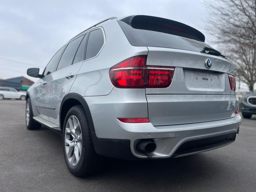 2013 BMW X5 Premium. 3RD ROW SEAT!! CLEAN CARFAX. Low Miles!!!, available for sale in Rosedale, New York | Sunrise Auto Sales. Rosedale, New York 2013 BMW X5 Premium. 3RD ROW SEAT!! CLEAN CARFAX. Low Miles!!!, available for sale in Rosedale, New York | Sunrise Auto Sales. Rosedale, New York