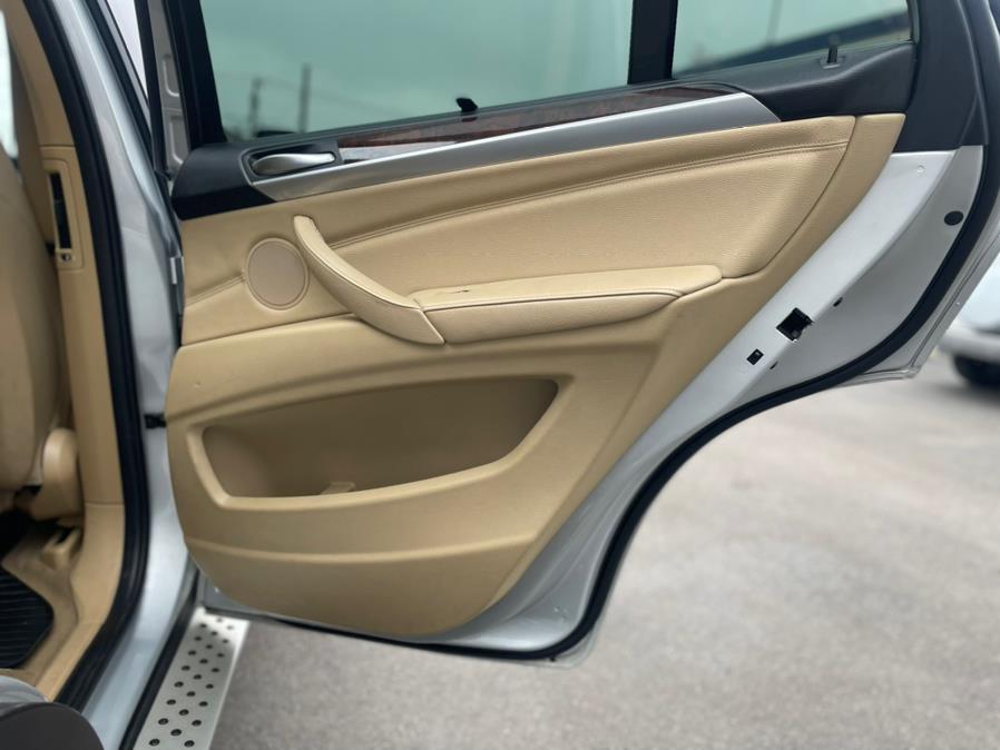 2013 BMW X5 Premium. 3RD ROW SEAT!! CLEAN CARFAX. Low Miles!!!, available for sale in Rosedale, New York | Sunrise Auto Sales. Rosedale, New York 2013 BMW X5 Premium. 3RD ROW SEAT!! CLEAN CARFAX. Low Miles!!!, available for sale in Rosedale, New York | Sunrise Auto Sales. Rosedale, New York