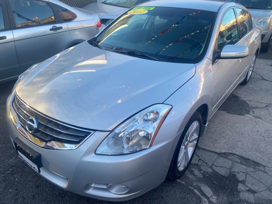 2012 Nissan Altima 4dr Sdn V6 CVT 3.5 SR, available for sale in Middle Village, New York | Middle Village Motors . Middle Village, New York