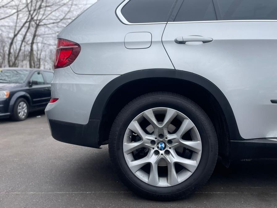 2013 BMW X5 Premium. 3RD ROW SEAT!! CLEAN CARFAX. Low Miles!!!, available for sale in Elmont, New York | Sunrise of Elmont. Elmont, New York 2013 BMW X5 Premium. 3RD ROW SEAT!! CLEAN CARFAX. Low Miles!!!, available for sale in Elmont, New York | Sunrise of Elmont. Elmont, New York