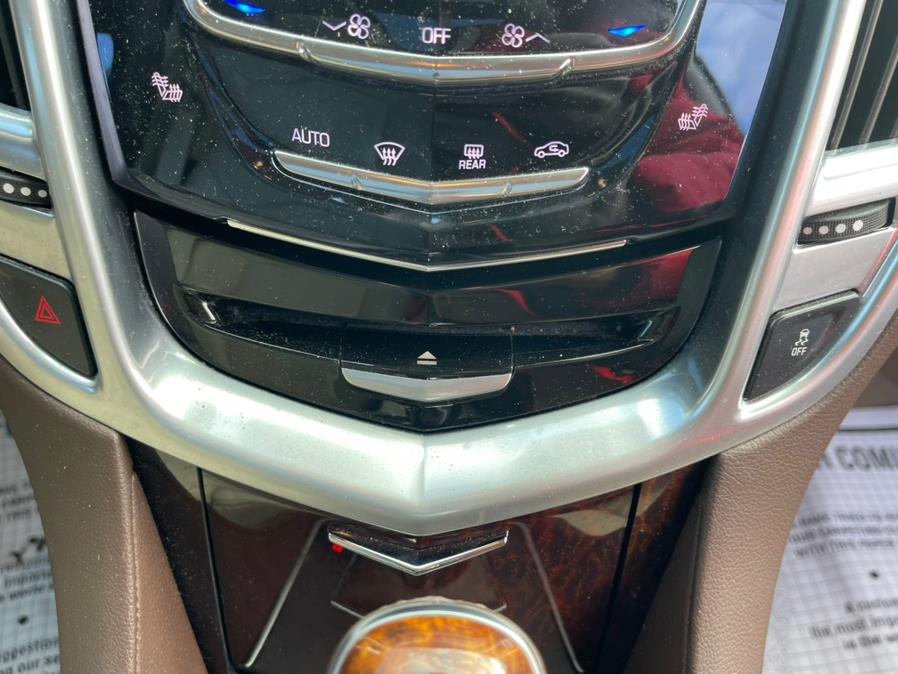 2013 Cadillac SRX AWD 4dr Luxury Collection, available for sale in Irvington, New Jersey | Elis Motors Corp. Irvington, New Jersey 2013 Cadillac SRX AWD 4dr Luxury Collection, available for sale in Irvington, New Jersey | Elis Motors Corp. Irvington, New Jersey
