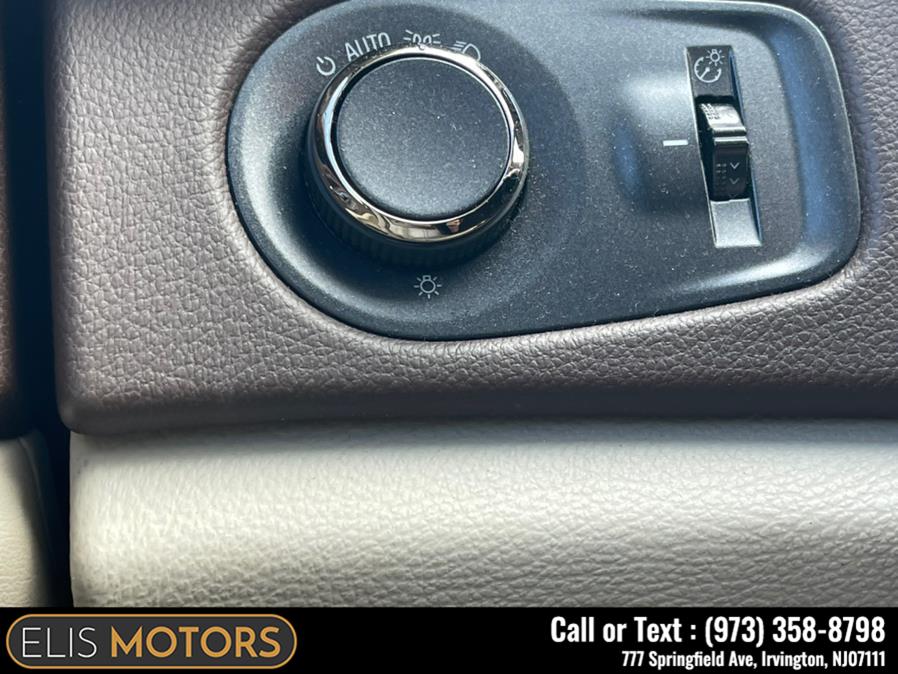 2013 Cadillac SRX AWD 4dr Luxury Collection, available for sale in Irvington, New Jersey | Elis Motors Corp. Irvington, New Jersey 2013 Cadillac SRX AWD 4dr Luxury Collection, available for sale in Irvington, New Jersey | Elis Motors Corp. Irvington, New Jersey