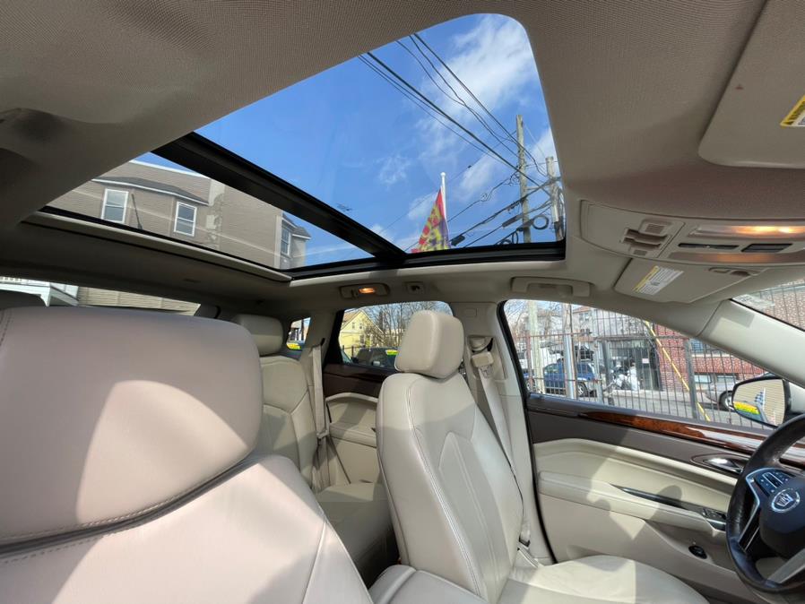 2013 Cadillac SRX AWD 4dr Luxury Collection, available for sale in Irvington, New Jersey | Elis Motors Corp. Irvington, New Jersey 2013 Cadillac SRX AWD 4dr Luxury Collection, available for sale in Irvington, New Jersey | Elis Motors Corp. Irvington, New Jersey