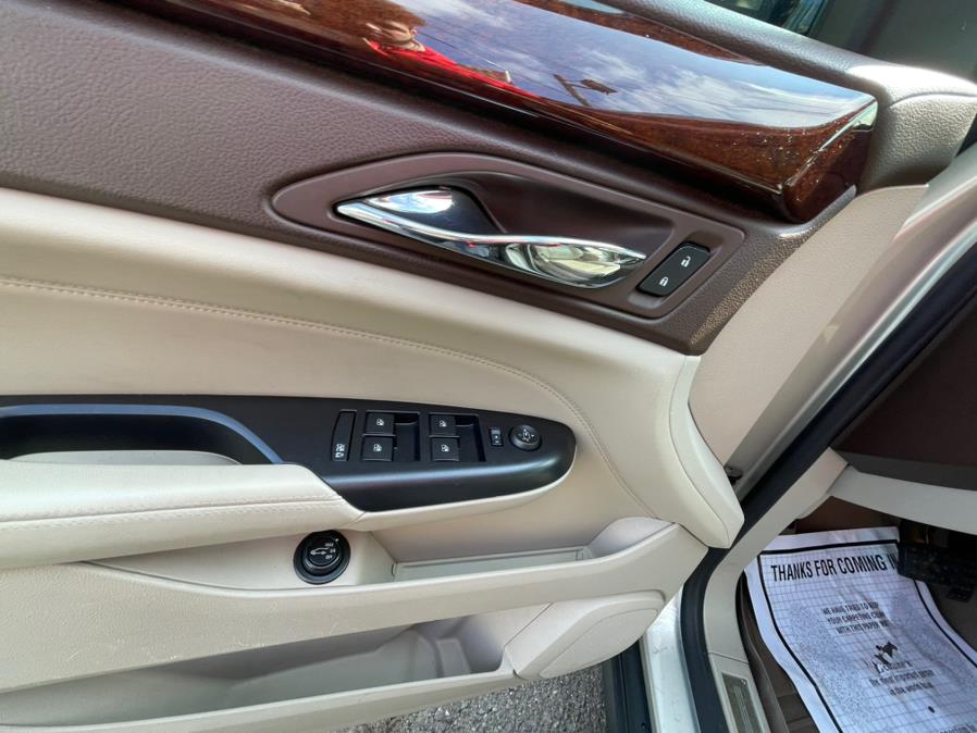 2013 Cadillac SRX AWD 4dr Luxury Collection, available for sale in Irvington, New Jersey | Elis Motors Corp. Irvington, New Jersey 2013 Cadillac SRX AWD 4dr Luxury Collection, available for sale in Irvington, New Jersey | Elis Motors Corp. Irvington, New Jersey