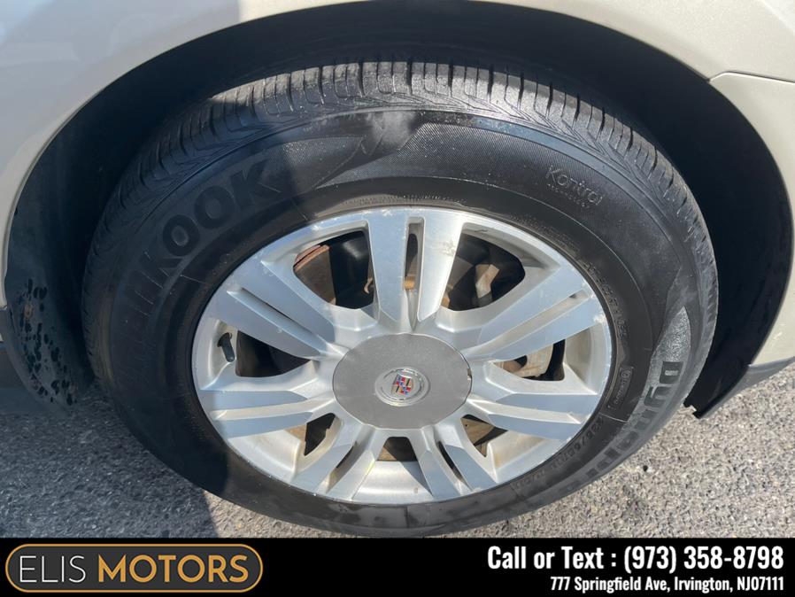 2013 Cadillac SRX AWD 4dr Luxury Collection, available for sale in Irvington, New Jersey | Elis Motors Corp. Irvington, New Jersey 2013 Cadillac SRX AWD 4dr Luxury Collection, available for sale in Irvington, New Jersey | Elis Motors Corp. Irvington, New Jersey