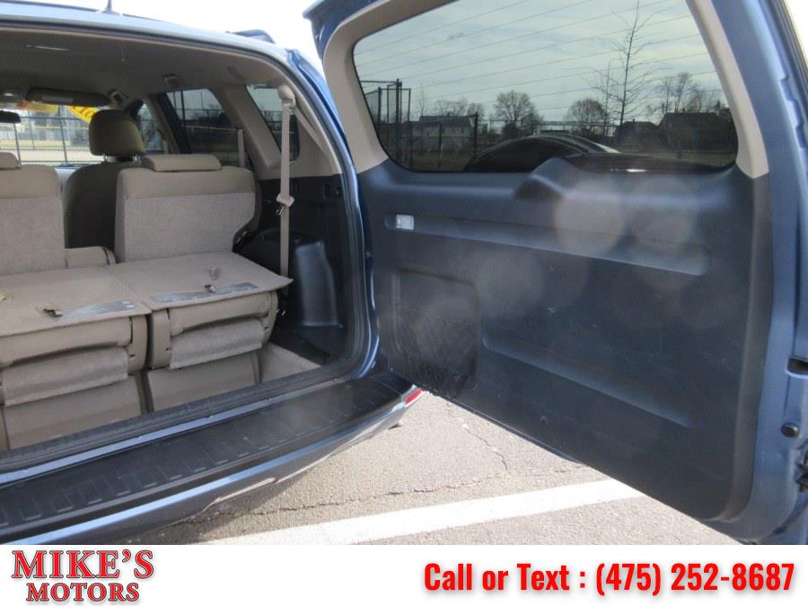 2011 Toyota RAV4 4WD 4dr 4-cyl 4-Spd AT (Natl), available for sale in Stratford, Connecticut | Mike's Motors LLC. Stratford, Connecticut 2011 Toyota RAV4 4WD 4dr 4-cyl 4-Spd AT (Natl), available for sale in Stratford, Connecticut | Mike's Motors LLC. Stratford, Connecticut