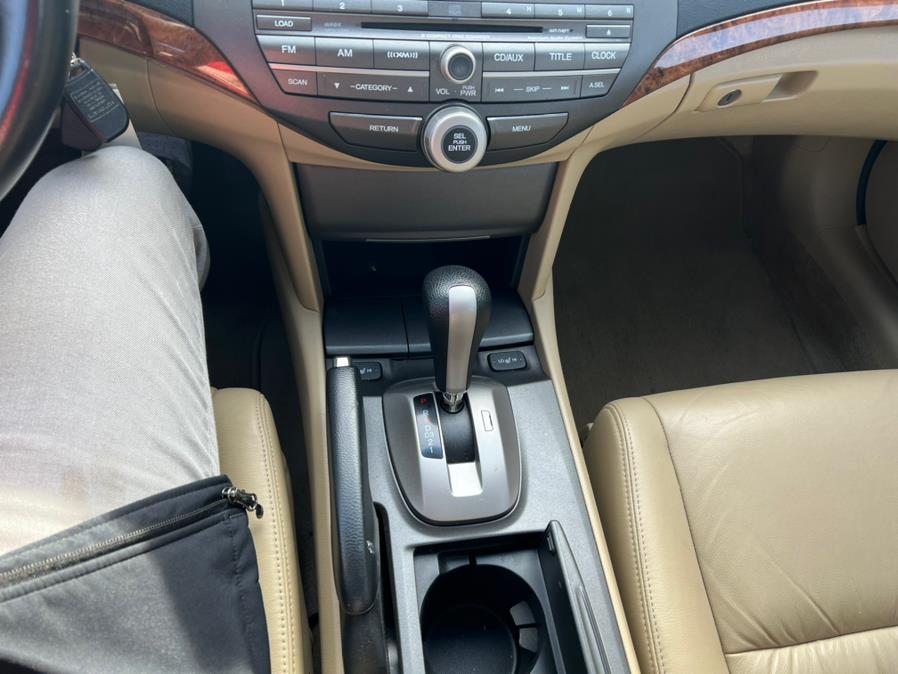2011 Honda Accord Sdn 4dr V6 Auto EX-L, available for sale in East Windsor, Connecticut | Century Auto And Truck. East Windsor, Connecticut 2011 Honda Accord Sdn 4dr V6 Auto EX-L, available for sale in East Windsor, Connecticut | Century Auto And Truck. East Windsor, Connecticut
