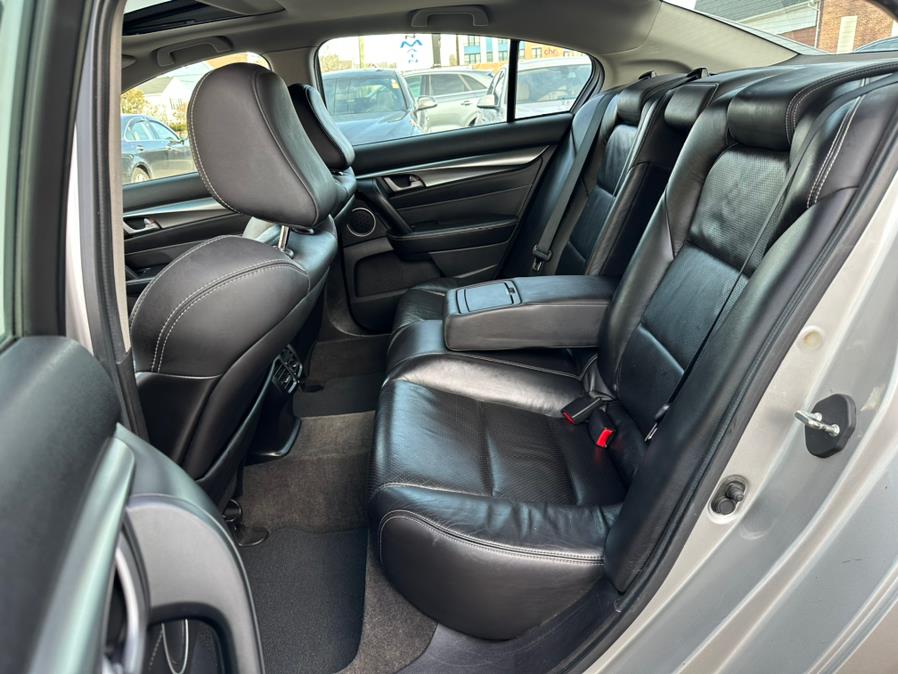 2011 Acura TL 4dr Sdn Auto SH-AWD Tech HPT, available for sale in Manchester, Connecticut | Carsonmain LLC. Manchester, Connecticut 2011 Acura TL 4dr Sdn Auto SH-AWD Tech HPT, available for sale in Manchester, Connecticut | Carsonmain LLC. Manchester, Connecticut