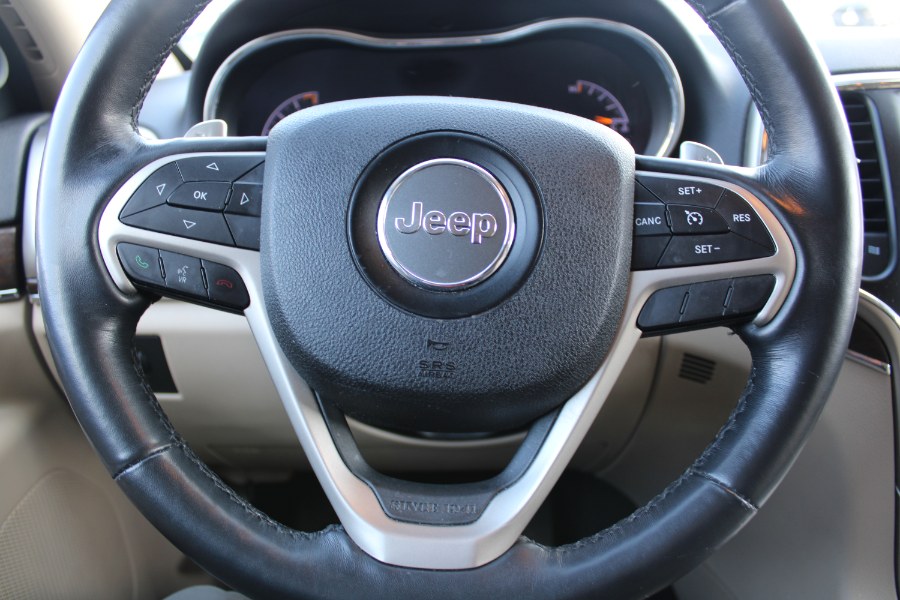 2015 Jeep Grand Cherokee 4WD 4dr Limited, available for sale in Plantsville, Connecticut | Auto House of Luxury. Plantsville, Connecticut 2015 Jeep Grand Cherokee 4WD 4dr Limited, available for sale in Plantsville, Connecticut | Auto House of Luxury. Plantsville, Connecticut