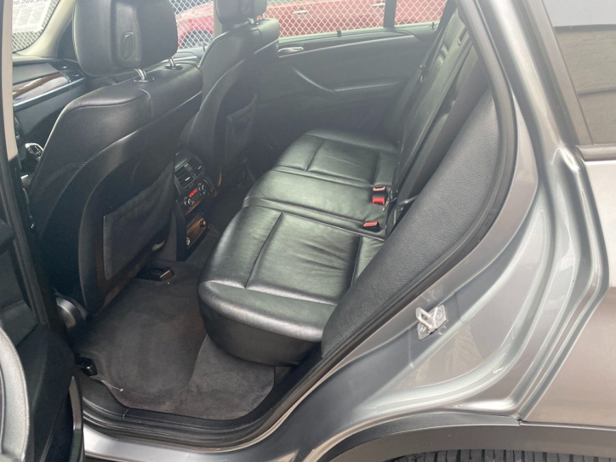 2013 BMW X5 AWD 4dr xDrive35i Premium, available for sale in Middle Village, New York | Middle Village Motors . Middle Village, New York 2013 BMW X5 AWD 4dr xDrive35i Premium, available for sale in Middle Village, New York | Middle Village Motors . Middle Village, New York