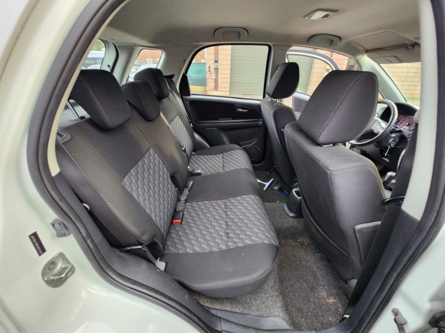 2009 Suzuki SX4 5dr HB Auto Technology Pkg AWD, available for sale in Bristol, Connecticut | Dealmax Motors LLC. Bristol, Connecticut 2009 Suzuki SX4 5dr HB Auto Technology Pkg AWD, available for sale in Bristol, Connecticut | Dealmax Motors LLC. Bristol, Connecticut