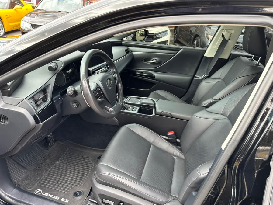 2022 Lexus ES ES 350 FWD, available for sale in South Windsor, Connecticut | Mike And Tony Auto Sales, Inc. South Windsor, Connecticut 2022 Lexus ES ES 350 FWD, available for sale in South Windsor, Connecticut | Mike And Tony Auto Sales, Inc. South Windsor, Connecticut