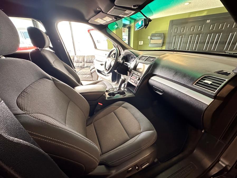 2016 Ford Explorer 4WD 4dr XLT, available for sale in West Hartford, Connecticut | AutoMax. West Hartford, Connecticut 2016 Ford Explorer 4WD 4dr XLT, available for sale in West Hartford, Connecticut | AutoMax. West Hartford, Connecticut