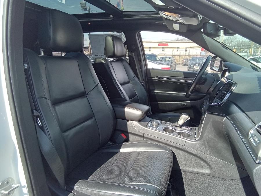 2021 Jeep Grand Cherokee Limited 4x4, available for sale in Irvington, New Jersey | NJ Used Cars Center. Irvington, New Jersey 2021 Jeep Grand Cherokee Limited 4x4, available for sale in Irvington, New Jersey | NJ Used Cars Center. Irvington, New Jersey