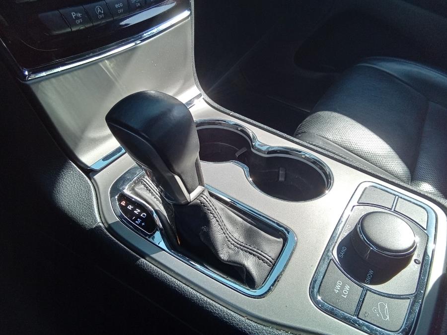 2021 Jeep Grand Cherokee Limited 4x4, available for sale in Irvington, New Jersey | NJ Used Cars Center. Irvington, New Jersey 2021 Jeep Grand Cherokee Limited 4x4, available for sale in Irvington, New Jersey | NJ Used Cars Center. Irvington, New Jersey
