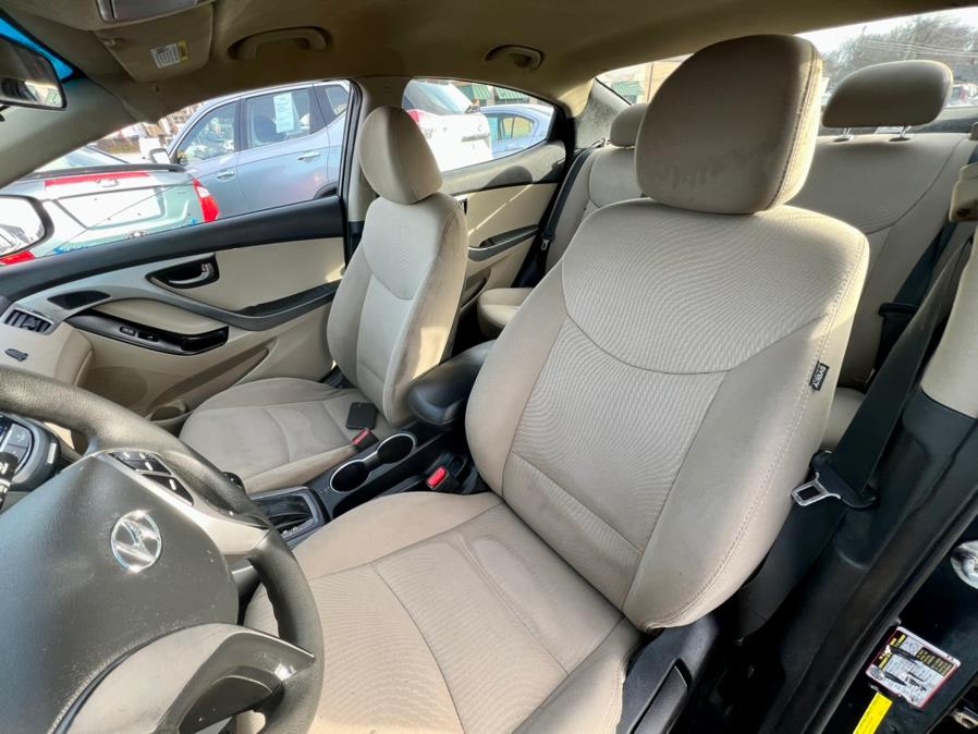 2016 Hyundai Elantra 4dr Sdn Auto SE (Alabama Plant), available for sale in Wallingford, Connecticut | Wallingford Auto Center LLC. Wallingford, Connecticut 2016 Hyundai Elantra 4dr Sdn Auto SE (Alabama Plant), available for sale in Wallingford, Connecticut | Wallingford Auto Center LLC. Wallingford, Connecticut