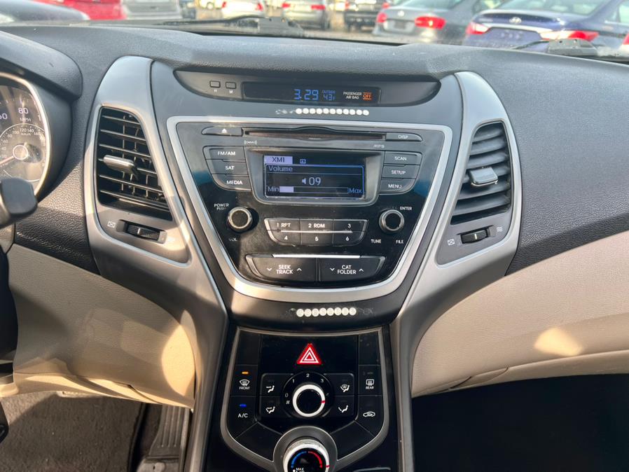 2016 Hyundai Elantra 4dr Sdn Auto SE (Alabama Plant), available for sale in Wallingford, Connecticut | Wallingford Auto Center LLC. Wallingford, Connecticut 2016 Hyundai Elantra 4dr Sdn Auto SE (Alabama Plant), available for sale in Wallingford, Connecticut | Wallingford Auto Center LLC. Wallingford, Connecticut
