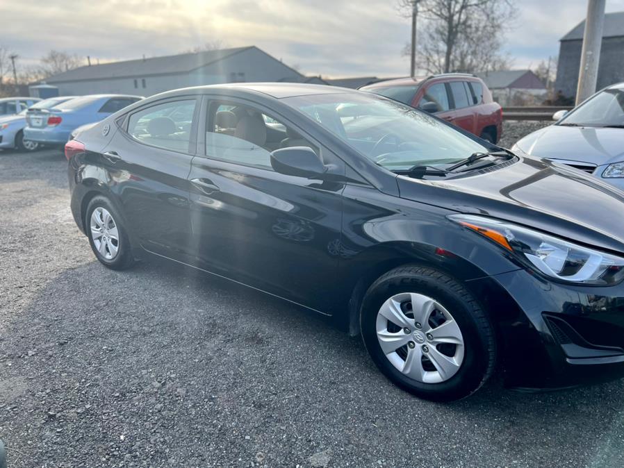 2016 Hyundai Elantra 4dr Sdn Auto SE (Alabama Plant), available for sale in Wallingford, Connecticut | Wallingford Auto Center LLC. Wallingford, Connecticut 2016 Hyundai Elantra 4dr Sdn Auto SE (Alabama Plant), available for sale in Wallingford, Connecticut | Wallingford Auto Center LLC. Wallingford, Connecticut