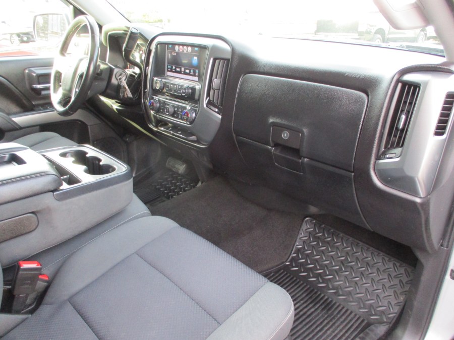 2016 Chevrolet Silverado 1500 4WD Crew Cab 143.5" LT w/1LT, available for sale in Suffield, Connecticut | Suffield Auto Sales. Suffield, Connecticut 2016 Chevrolet Silverado 1500 4WD Crew Cab 143.5" LT w/1LT, available for sale in Suffield, Connecticut | Suffield Auto Sales. Suffield, Connecticut