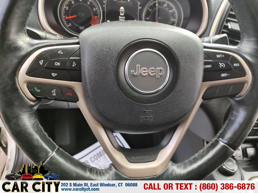 2015 Jeep Cherokee 4WD 4dr Latitude, available for sale in East Windsor, Connecticut | Car City LLC. East Windsor, Connecticut 2015 Jeep Cherokee 4WD 4dr Latitude, available for sale in East Windsor, Connecticut | Car City LLC. East Windsor, Connecticut