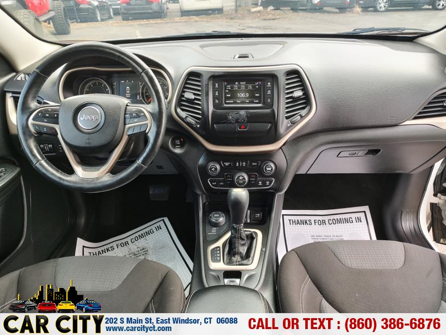 2015 Jeep Cherokee 4WD 4dr Latitude, available for sale in East Windsor, Connecticut | Car City LLC. East Windsor, Connecticut 2015 Jeep Cherokee 4WD 4dr Latitude, available for sale in East Windsor, Connecticut | Car City LLC. East Windsor, Connecticut