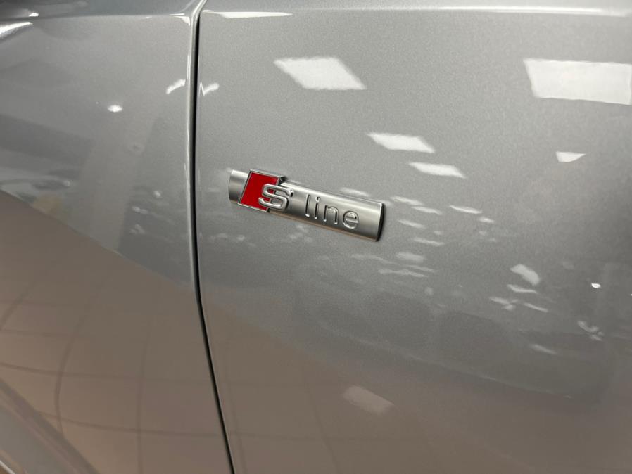 2019 Audi Q8 Prestige 55 TFSI quattro, available for sale in Massapequa Park, New York | Power Motors East. Massapequa Park, New York 2019 Audi Q8 Prestige 55 TFSI quattro, available for sale in Massapequa Park, New York | Power Motors East. Massapequa Park, New York