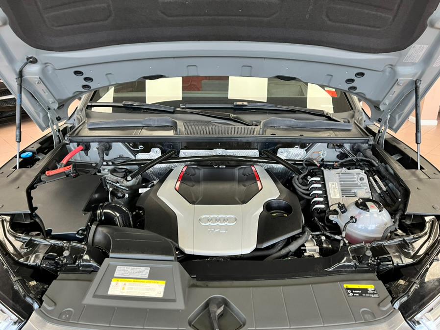 2019 Audi SQ5 Prestige 3.0 TFSI quattro, available for sale in Massapequa Park, New York | Power Motors East. Massapequa Park, New York 2019 Audi SQ5 Prestige 3.0 TFSI quattro, available for sale in Massapequa Park, New York | Power Motors East. Massapequa Park, New York