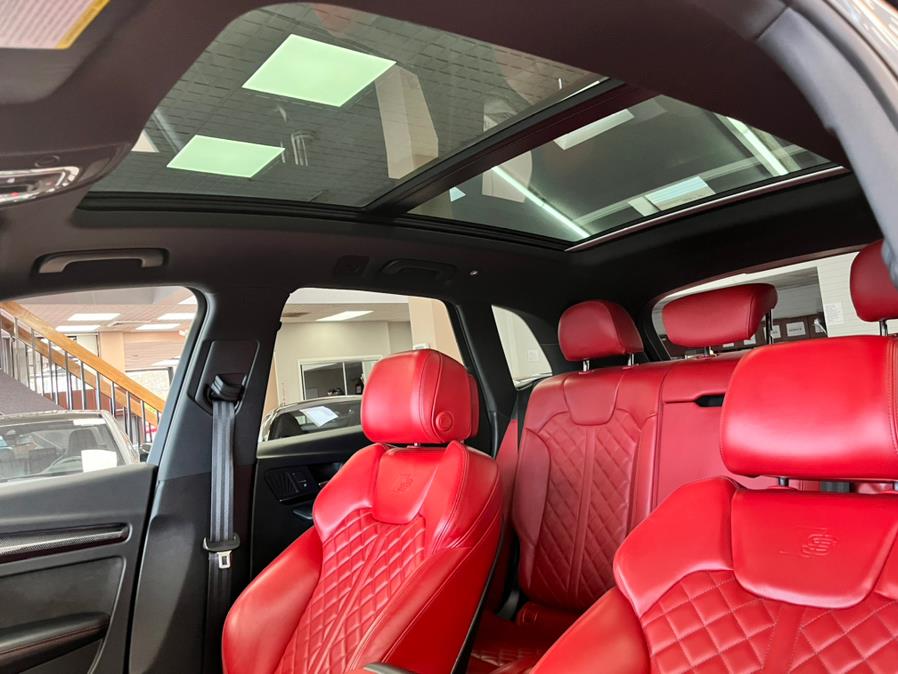 2019 Audi SQ5 Prestige 3.0 TFSI quattro, available for sale in Massapequa Park, New York | Power Motors East. Massapequa Park, New York 2019 Audi SQ5 Prestige 3.0 TFSI quattro, available for sale in Massapequa Park, New York | Power Motors East. Massapequa Park, New York