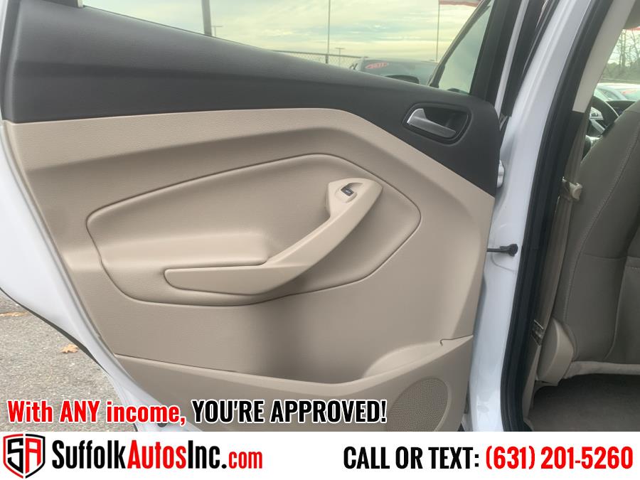 2015 Ford Escape 4WD 4dr SE, available for sale in Medford, New York | Suffolk Autos Inc. Medford, New York 2015 Ford Escape 4WD 4dr SE, available for sale in Medford, New York | Suffolk Autos Inc. Medford, New York