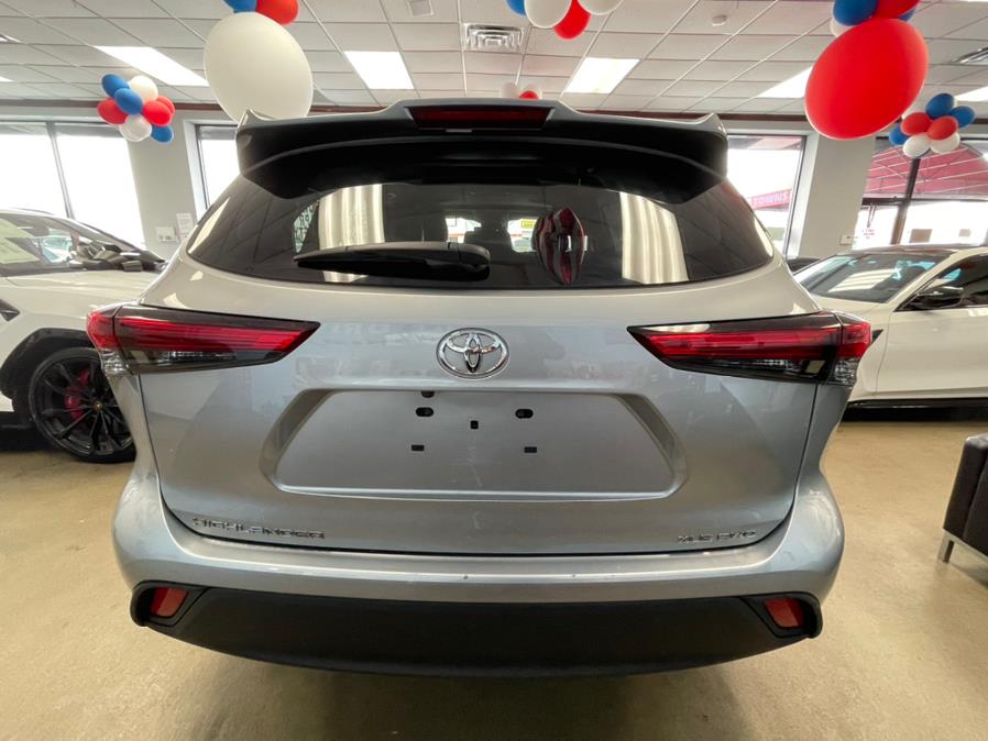 2020 Toyota Highlander XLE AWD (Natl), available for sale in Inwood, New York | 5 Towns Drive. Inwood, New York 2020 Toyota Highlander XLE AWD (Natl), available for sale in Inwood, New York | 5 Towns Drive. Inwood, New York