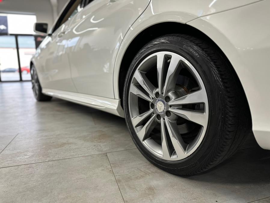 2016 Mercedes-Benz E-Class 4dr Sdn E 350 Luxury 4MATIC, available for sale in Hollis, New York | Jamaica 26 Motors. Hollis, New York 2016 Mercedes-Benz E-Class 4dr Sdn E 350 Luxury 4MATIC, available for sale in Hollis, New York | Jamaica 26 Motors. Hollis, New York