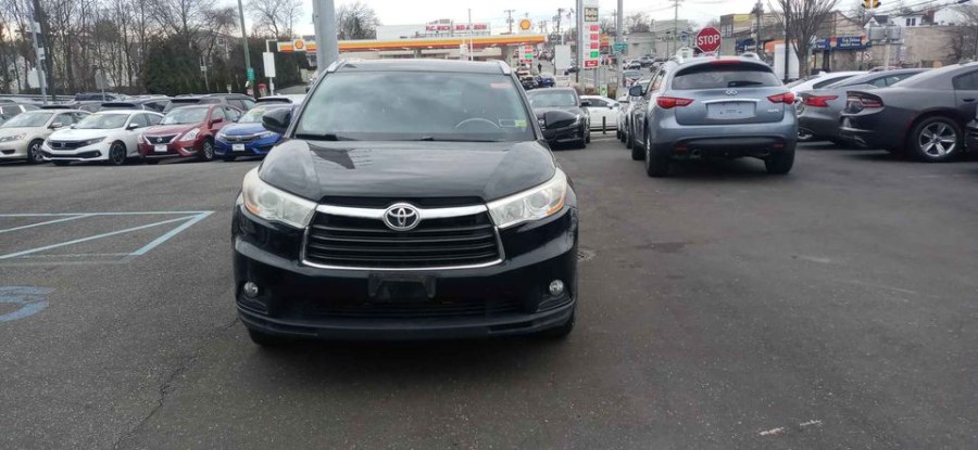 2014 Toyota Highlander XLE. CLEAN CARFAX. ONE OWNER!!!, available for sale in Elmont, New York | Sunrise of Elmont. Elmont, New York 2014 Toyota Highlander XLE. CLEAN CARFAX. ONE OWNER!!!, available for sale in Elmont, New York | Sunrise of Elmont. Elmont, New York