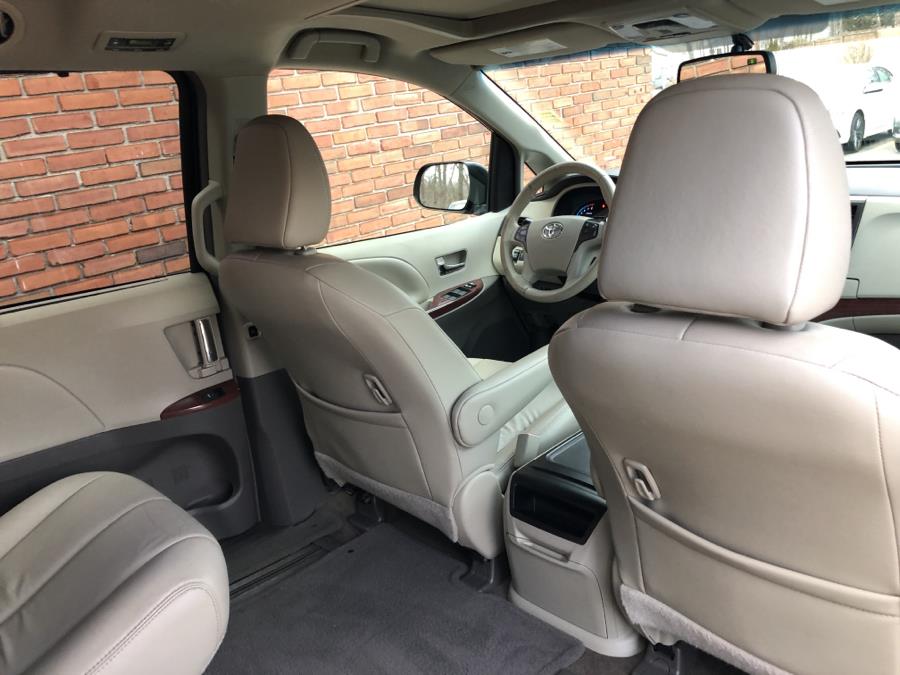 2014 Toyota Sienna XLE, available for sale in Waterbury, Connecticut | National Auto Brokers, Inc.. Waterbury, Connecticut 2014 Toyota Sienna XLE, available for sale in Waterbury, Connecticut | National Auto Brokers, Inc.. Waterbury, Connecticut