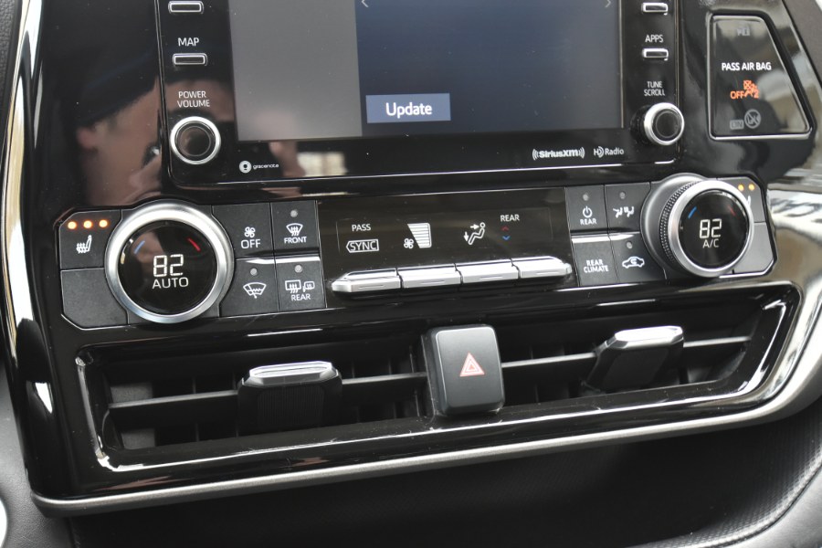 2021 Toyota Highlander XLE AWD, available for sale in Waterbury, Connecticut | Highline Car Connection. Waterbury, Connecticut 2021 Toyota Highlander XLE AWD, available for sale in Waterbury, Connecticut | Highline Car Connection. Waterbury, Connecticut