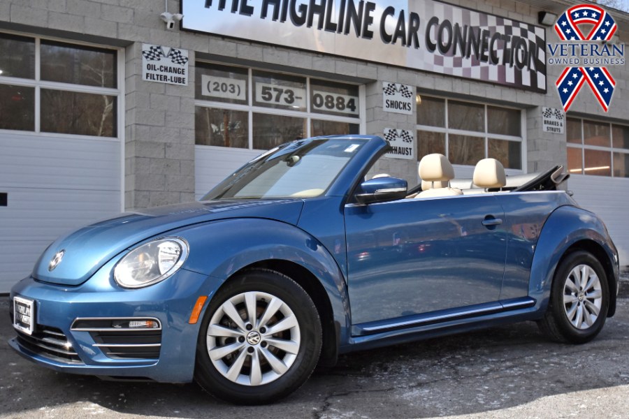 2019 Volkswagen Beetle Convertible SE Auto, available for sale in Waterbury, Connecticut | Highline Car Connection. Waterbury, Connecticut