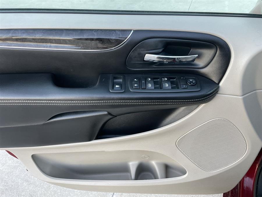 2013 Chrysler Town & Country 4dr Wgn Touring, available for sale in Elida, Ohio | Josh's All Under Ten LLC. Elida, Ohio 2013 Chrysler Town & Country 4dr Wgn Touring, available for sale in Elida, Ohio | Josh's All Under Ten LLC. Elida, Ohio