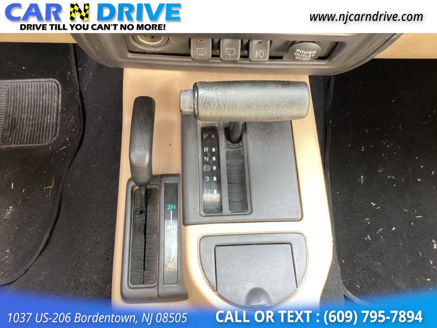 1999 Jeep Cherokee Sport 4-Door 4WD, available for sale in Bordentown, New Jersey | Car N Drive. Bordentown, New Jersey 1999 Jeep Cherokee Sport 4-Door 4WD, available for sale in Bordentown, New Jersey | Car N Drive. Bordentown, New Jersey