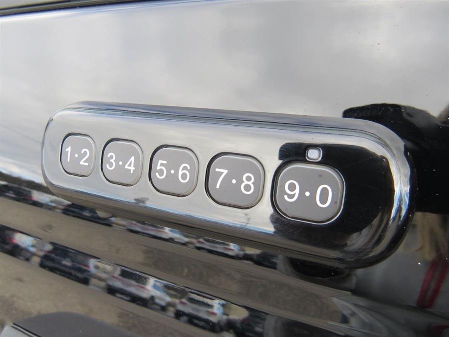 2023 Ford Bronco Badlands Advanced 4x4 4dr SUV, available for sale in Auburn, Maine | Lake City Exports Inc. Auburn, Maine 2023 Ford Bronco Badlands Advanced 4x4 4dr SUV, available for sale in Auburn, Maine | Lake City Exports Inc. Auburn, Maine