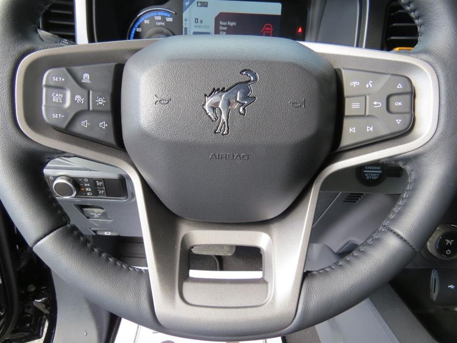 2023 Ford Bronco Badlands Advanced 4x4 4dr SUV, available for sale in Auburn, Maine | Lake City Exports Inc. Auburn, Maine 2023 Ford Bronco Badlands Advanced 4x4 4dr SUV, available for sale in Auburn, Maine | Lake City Exports Inc. Auburn, Maine