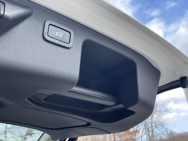 2019 Land Rover Discovery Sport HSE, available for sale in Brookfield, Connecticut | Blasius Federal Road. Brookfield, Connecticut 2019 Land Rover Discovery Sport HSE, available for sale in Brookfield, Connecticut | Blasius Federal Road. Brookfield, Connecticut