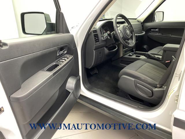 2012 Jeep Liberty 4WD 4dr Sport, available for sale in Naugatuck, Connecticut | J&M Automotive Sls&Svc LLC. Naugatuck, Connecticut 2012 Jeep Liberty 4WD 4dr Sport, available for sale in Naugatuck, Connecticut | J&M Automotive Sls&Svc LLC. Naugatuck, Connecticut